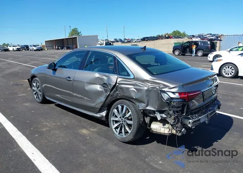 2022 Audi A4 Premium 40 Tfsi Quattro S Tronic z USA, uszkodzony, nr VIN WAUABAF4XNA011522